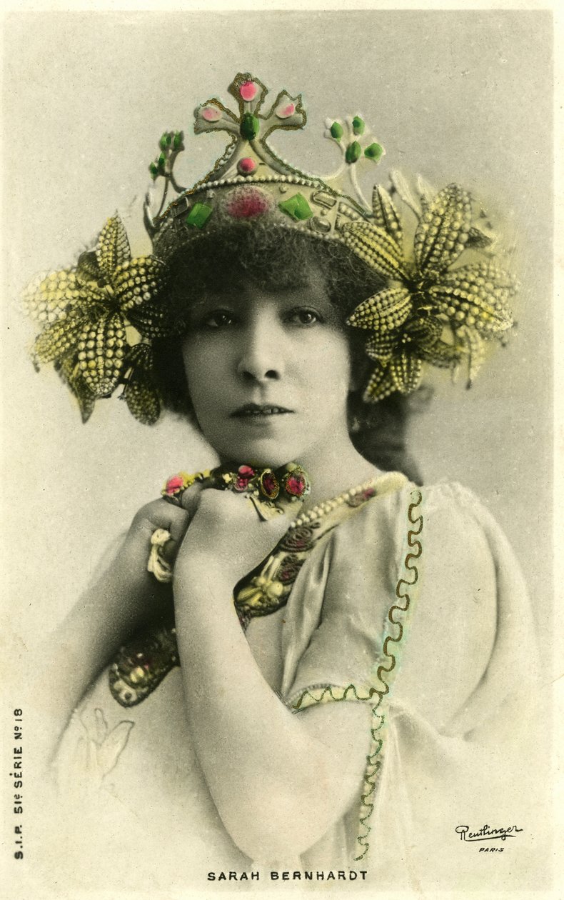 Henriette Rosine Bernard alias Sarah Bernhardt come "La principessa lontana", opera di Edmond Rostand (foto b/n) da Studio Reutlinger