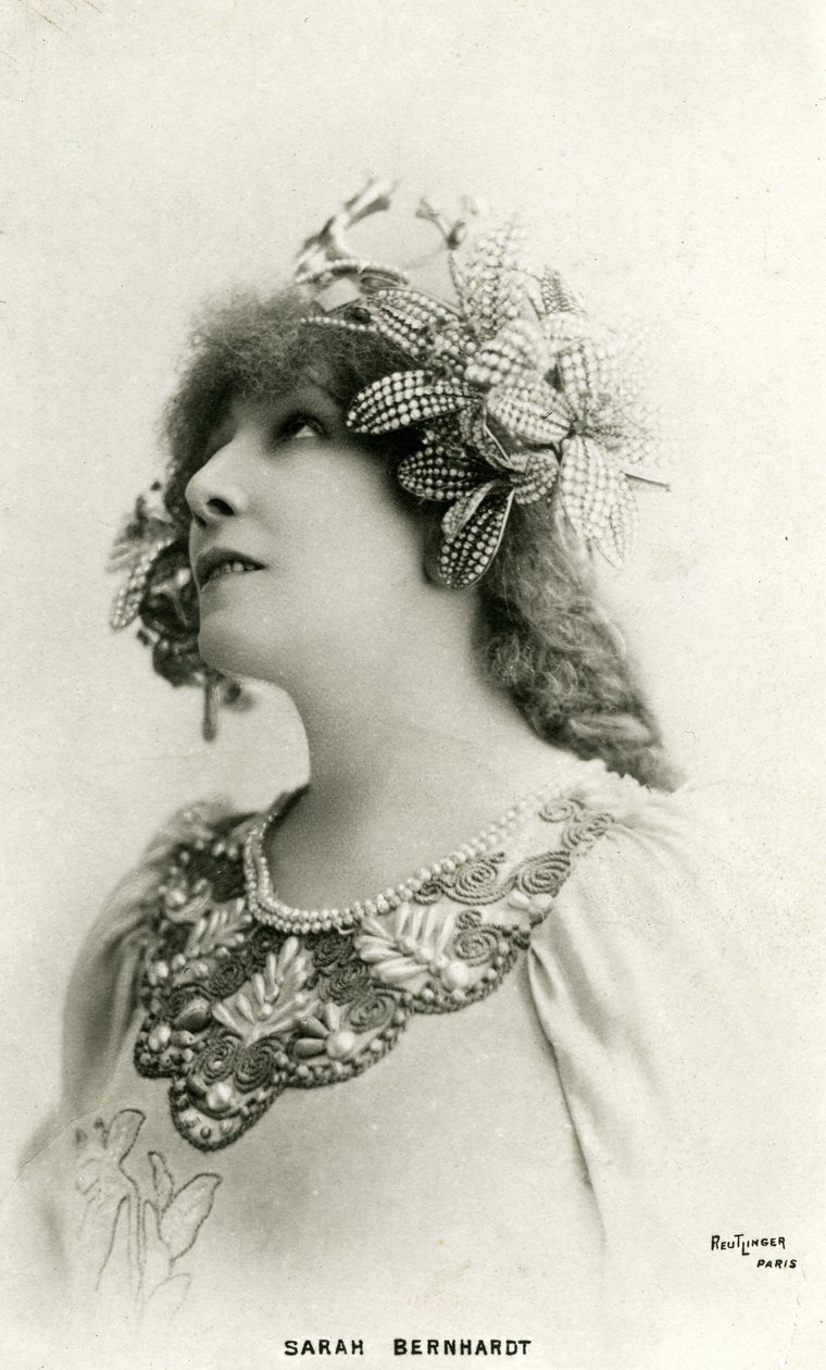 Henriette Rosine Bernard alias Sarah Bernhardt come "La principessa lontana", opera di Edmond Rostand (foto b/n) da Studio Reutlinger
