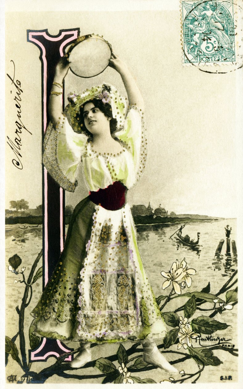 Mlle Fischer, artista degli anni 1900 - Alfabeto in cartolina da Studio Reutlinger