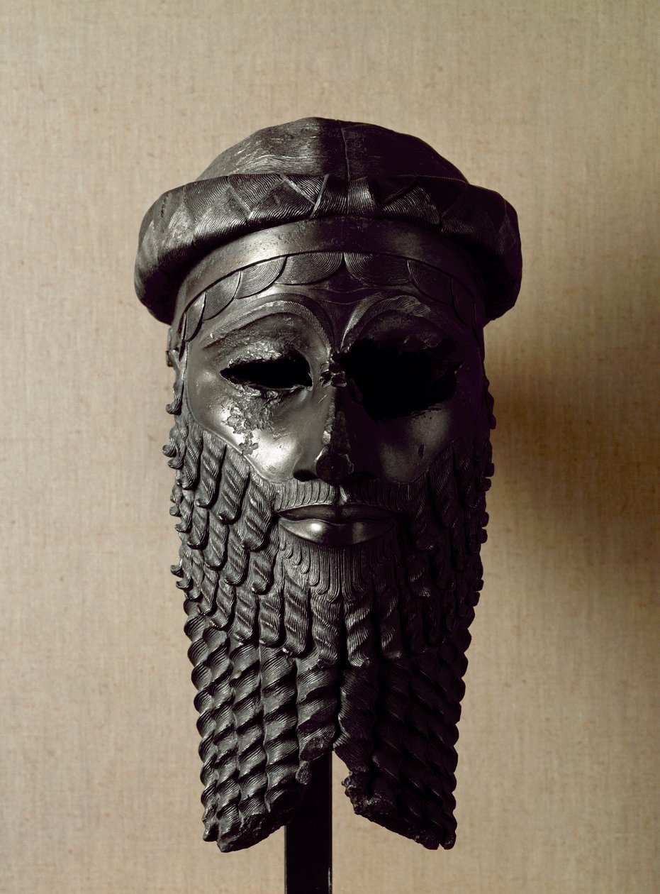 Arte sumera: testa di re, forse Naram-Sin. Scultura in bronzo. Circa 2250 a.C. Baghdad, Museo Nazionale dell