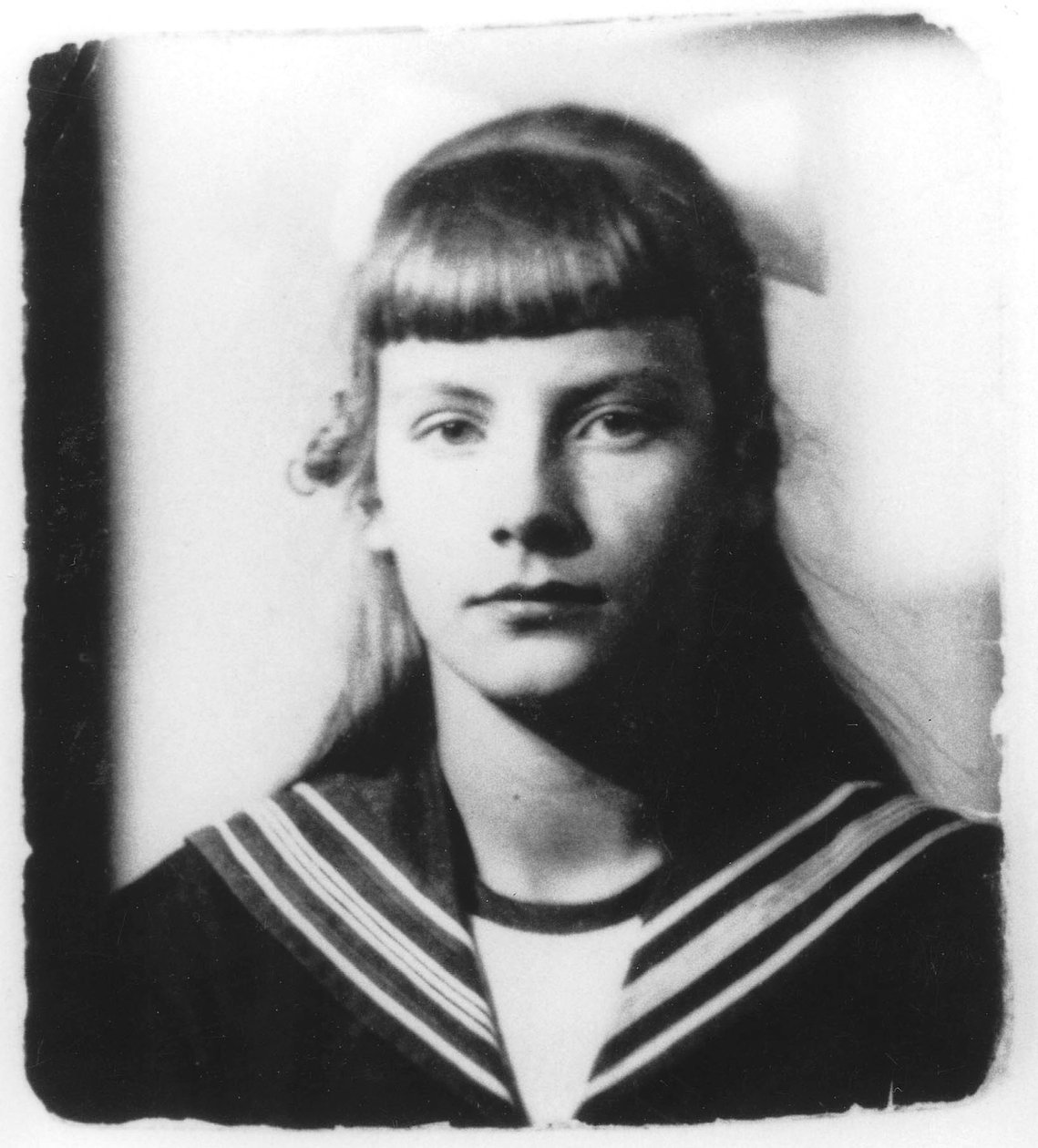 Greta Garbo adolescente da Swedish Photographer