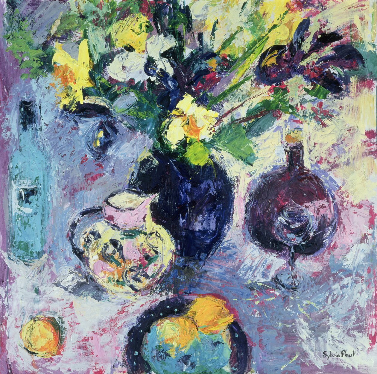 Natura morta con bottiglia turchese, 2002 da Sylvia Paul