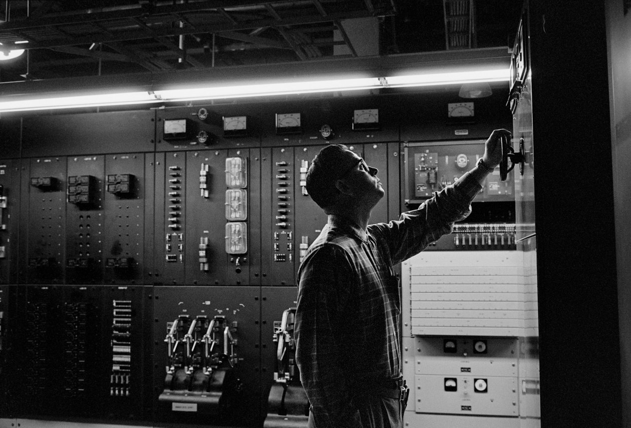 Manutenzione delle apparecchiature telefoniche alla PacTel alias Pacific Telephone a Bellingham da Ted Spiegel