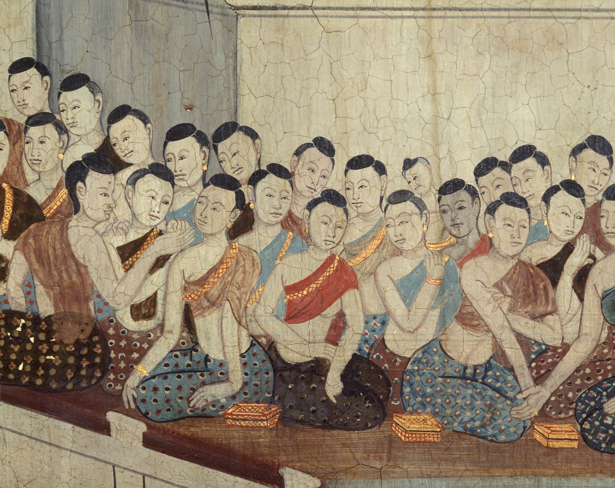 Gruppo di donne con abiti e capelli corti tipici del 4° Regno da Thai School