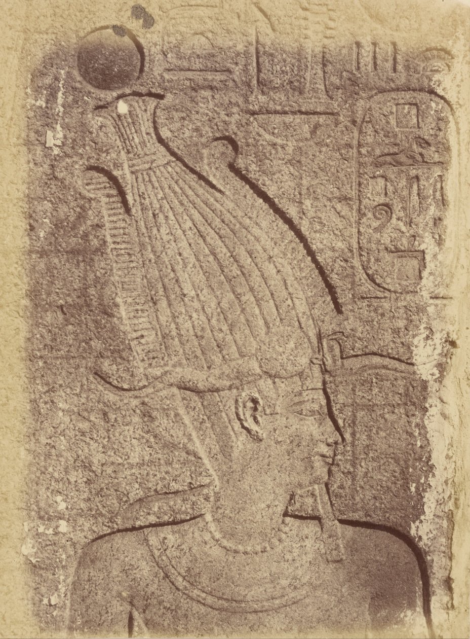 Primo piano di una scultura (profilo di una testa), Karnak da Théodule Devéria