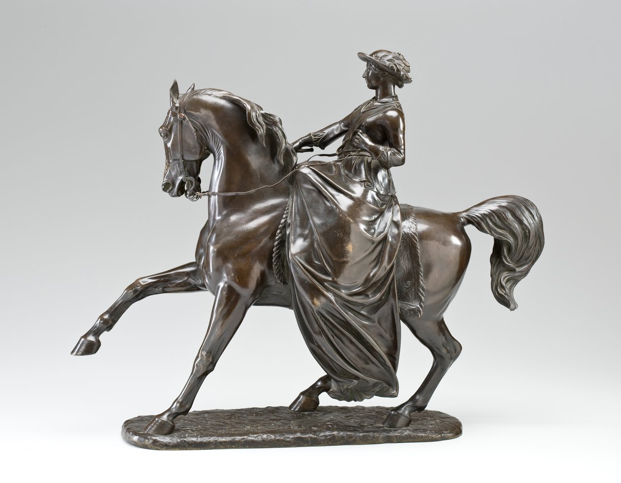 Statua equestre della Regina Vittoria, 1853 da Thomas Thornycroft