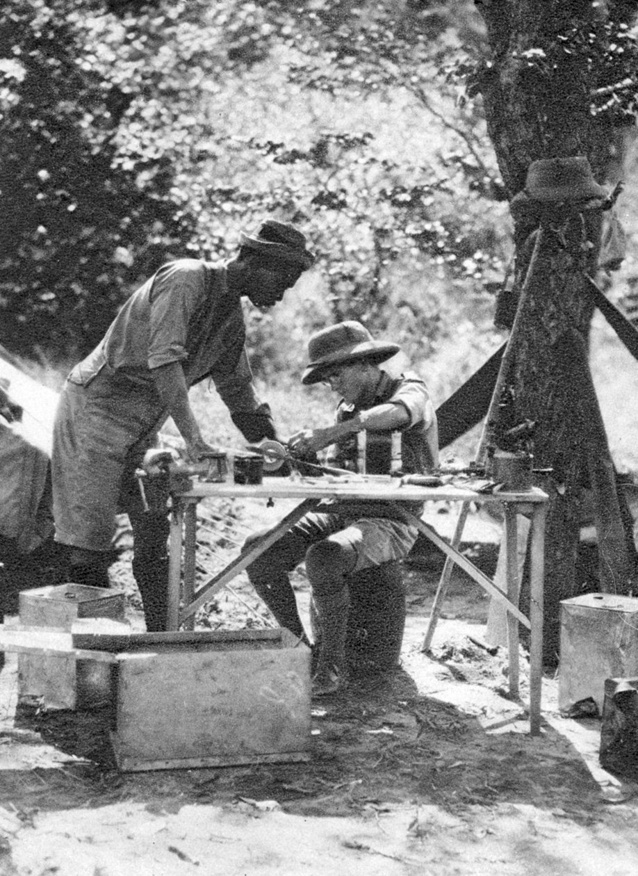 Errol Hinds e Julius Mapata, da Livingstone a Broken Hill, Rhodesia Settentrionale, 1925 1927 da Thomas A. Glover