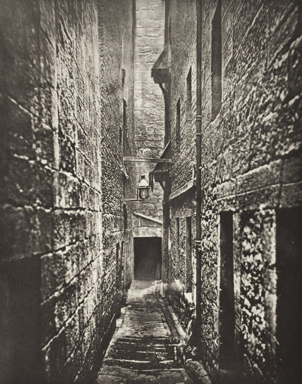 Vicolo n. 61, Saltmarket (#27) da Thomas Annan