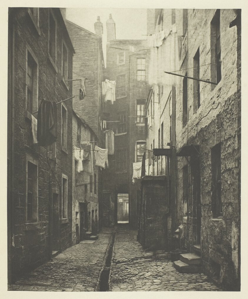 Close No. 75 High Street da Thomas Annan
