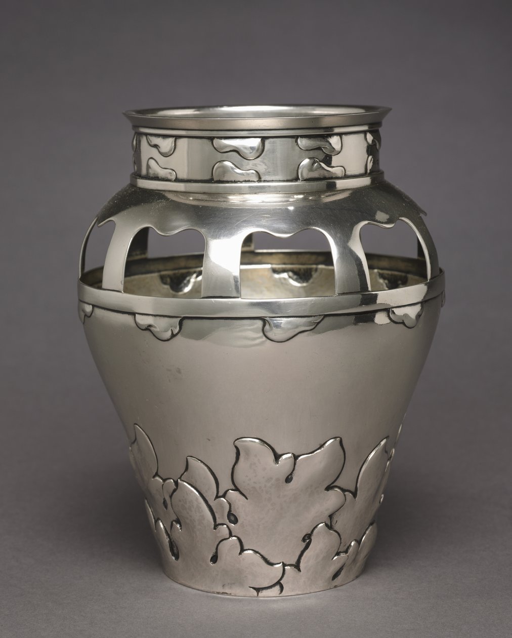 Vaso, ditta di Anton Michelsen, 1900 da Thorvald Bindesboll