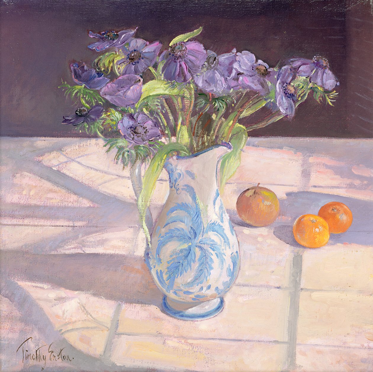 Brocca francese con anemoni da Timothy Easton