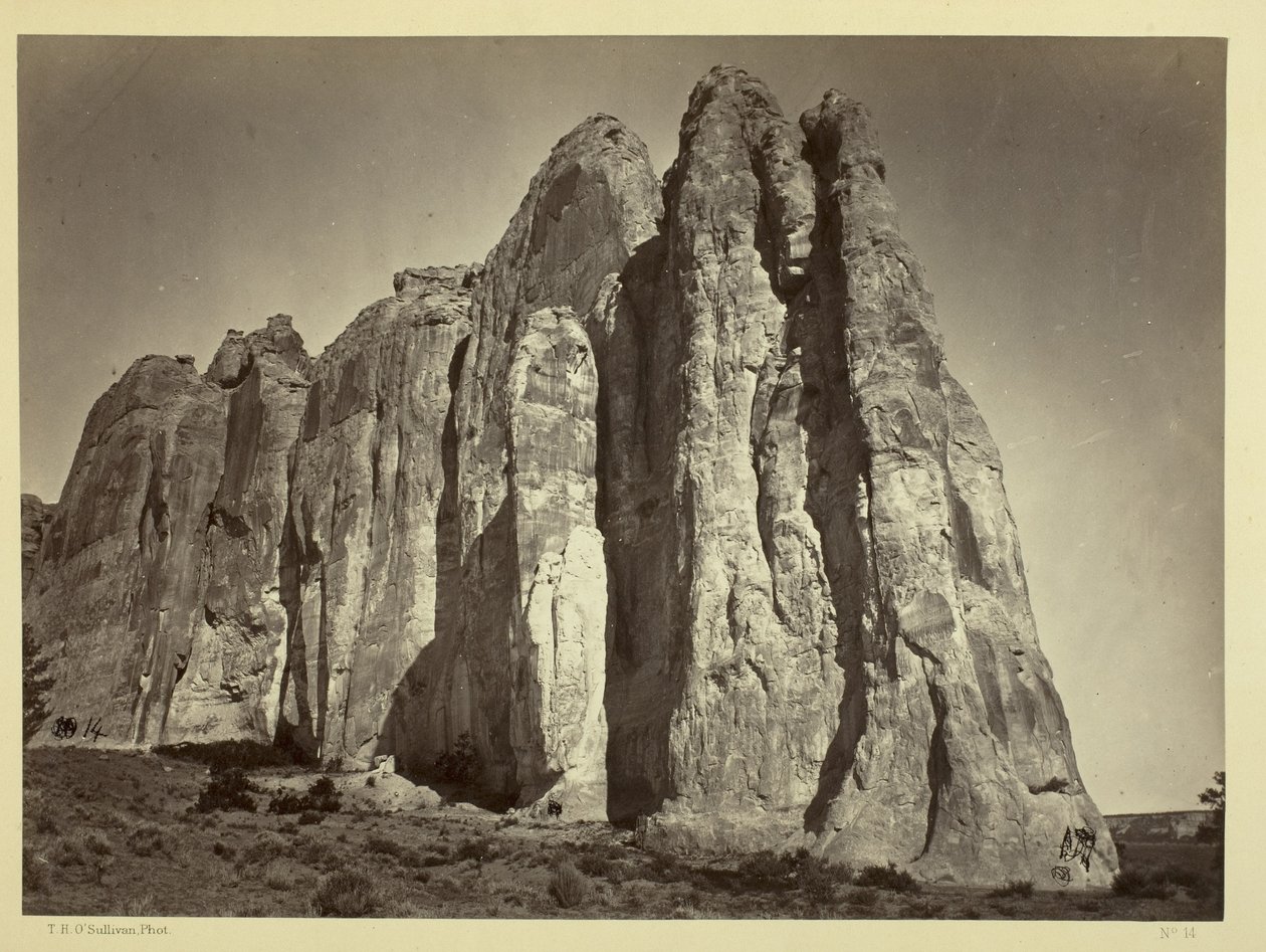 Il lato sud di Inscription Rock, 1873 da Timothy OSullivan