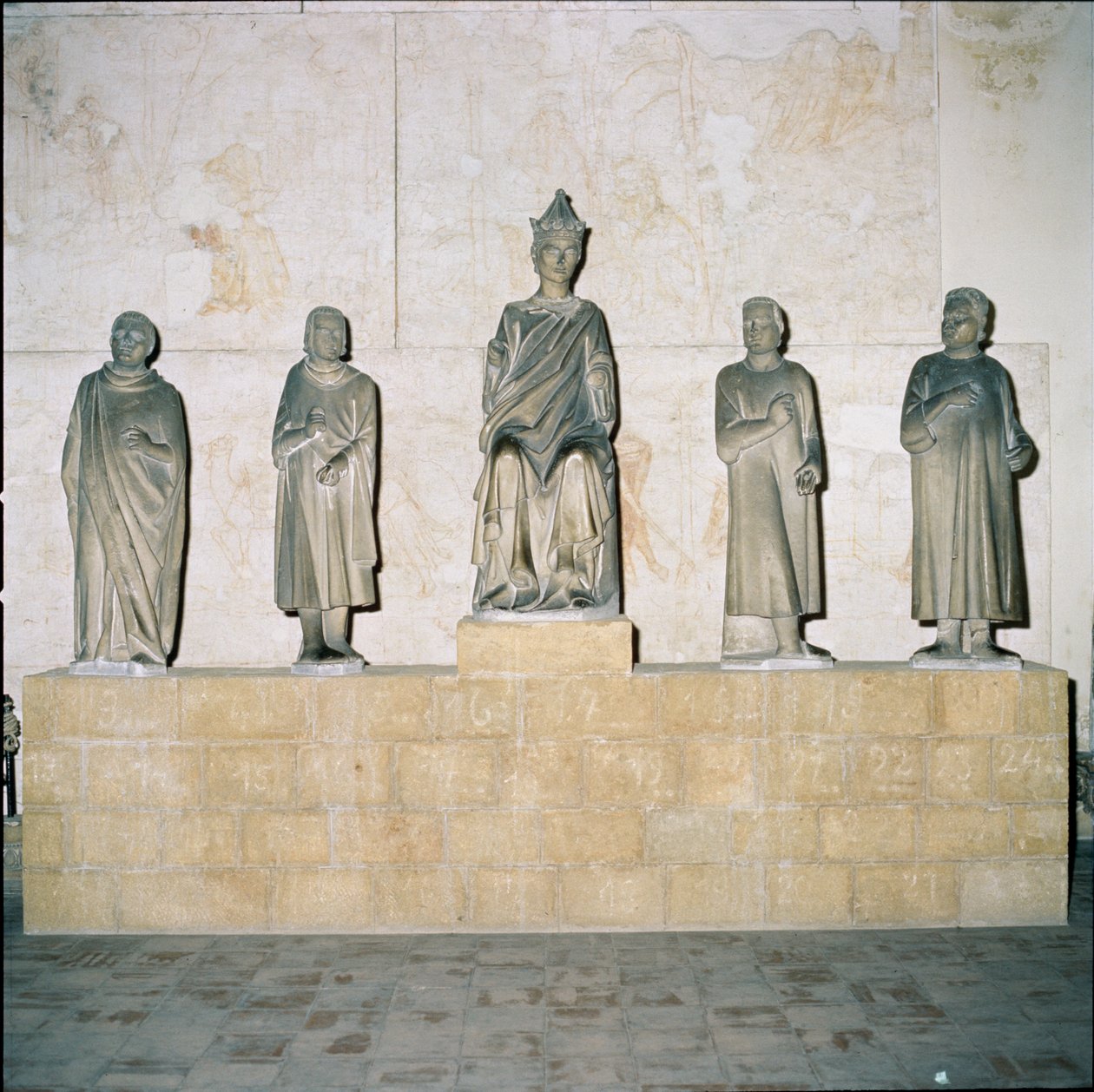 Statua di Enrico VII (12745-1313), Sacro Romano Imperatore, con i suoi consiglieri 1315 da Tino di Camaino
