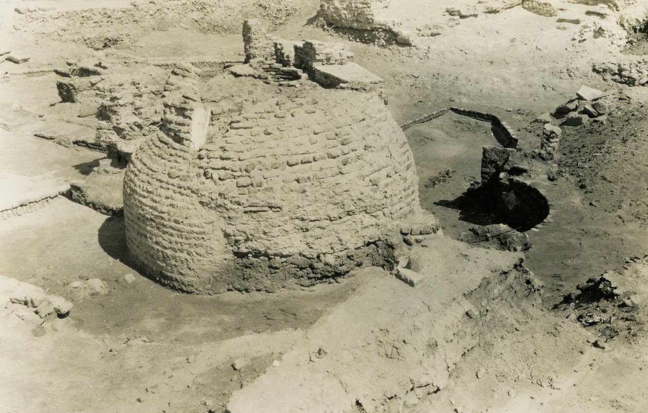 Edificio a cupola, al-Fustat, Egitto, fotografia di Ugo Monneret de Villard da Ugo Monneret de Villard