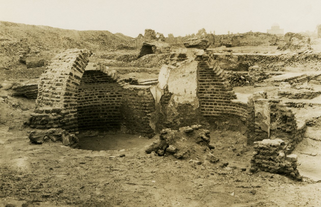 Edificio trilobato, al-Fustat, Egitto, fotografia di Ugo Monneret de Villard da Ugo Monneret de Villard