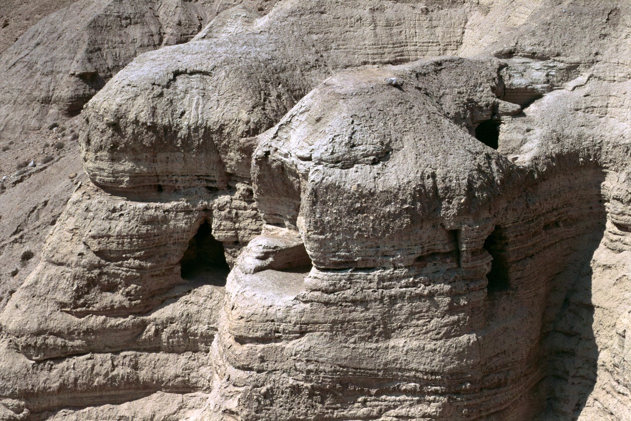 Vista delle grotte di Qumran, dove furono scoperti i Rotoli del Mar Morto nel 1947 da Unbekannt Unbekannt