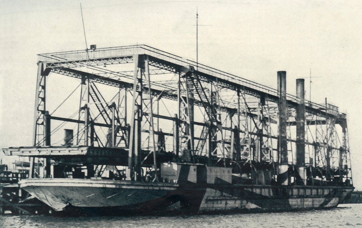 Una ferrovia galleggiante, 1922 da Unbekannt