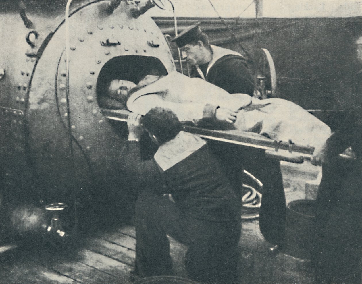 Una camera di ricompressione, 1936 da Unbekannt