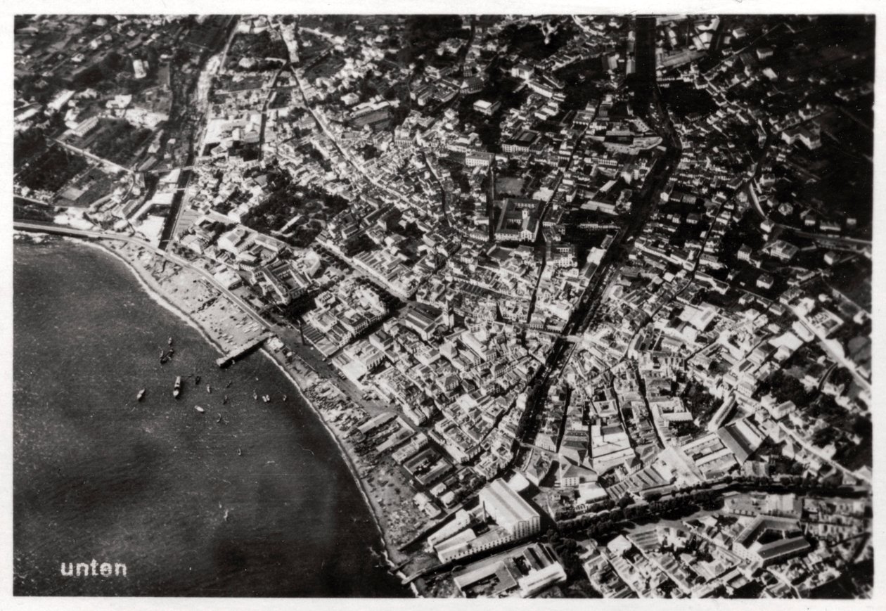 Vista aerea di Funchal, Madeira, da un dirigibile da Unbekannt