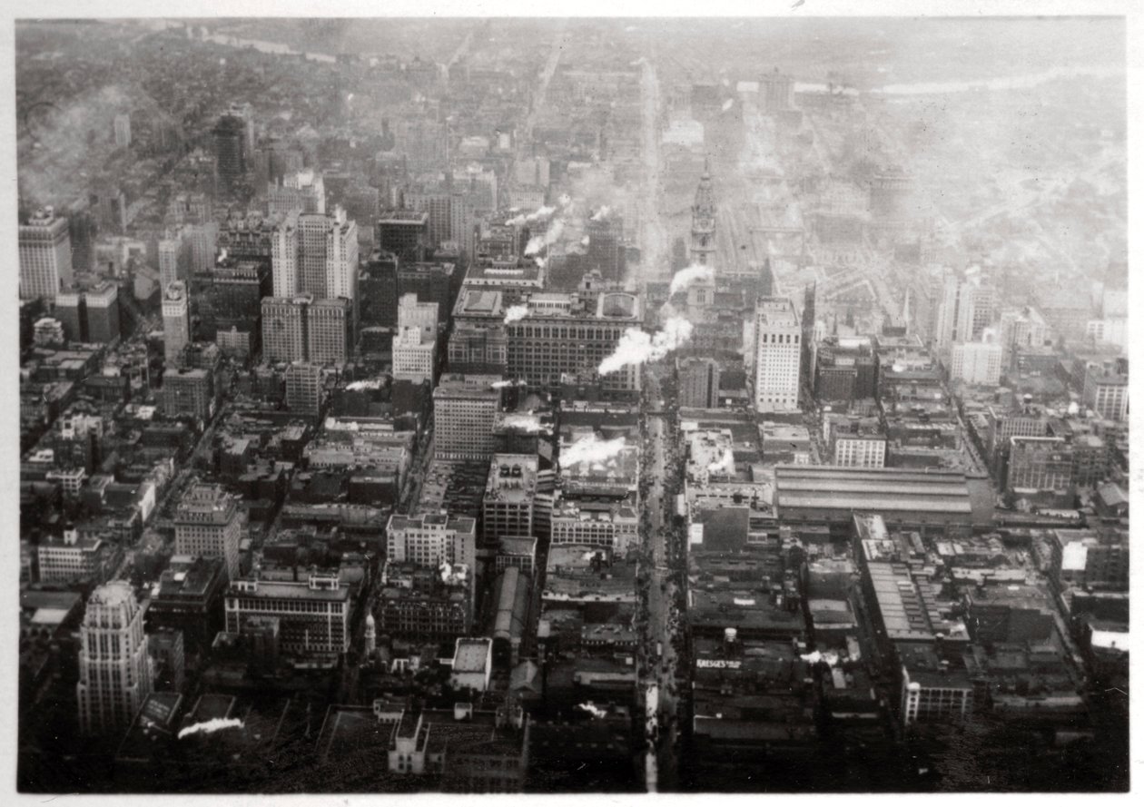 Veduta aerea di Filadelfia, Pennsylvania, USA, da un dirigibile, 1928 1933 da Unbekannt