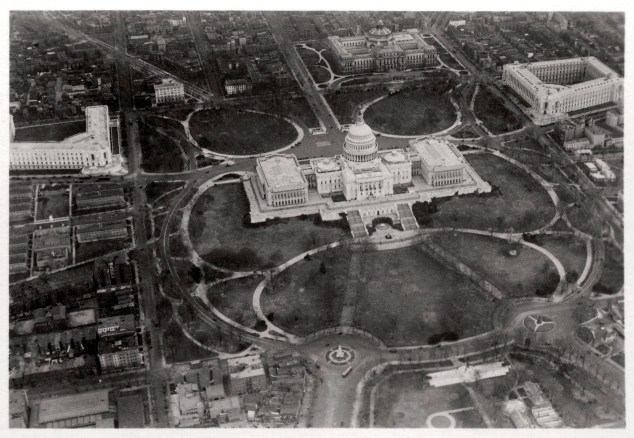 Veduta aerea del Campidoglio, Washington DC, USA, da un dirigibile, 1928 1933 da Unbekannt
