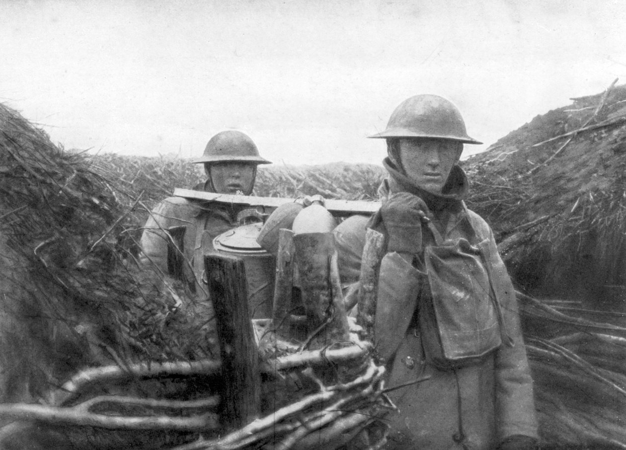 Truppe americane al fronte che distribuiscono zuppa ai loro compagni, 1917-1918 da Unbekannt