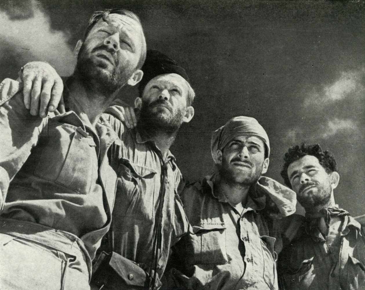 Mentre i tedeschi avanzavano ad Alamein, questi quattro uomini entrarono nelle linee britanniche da Unbekannt