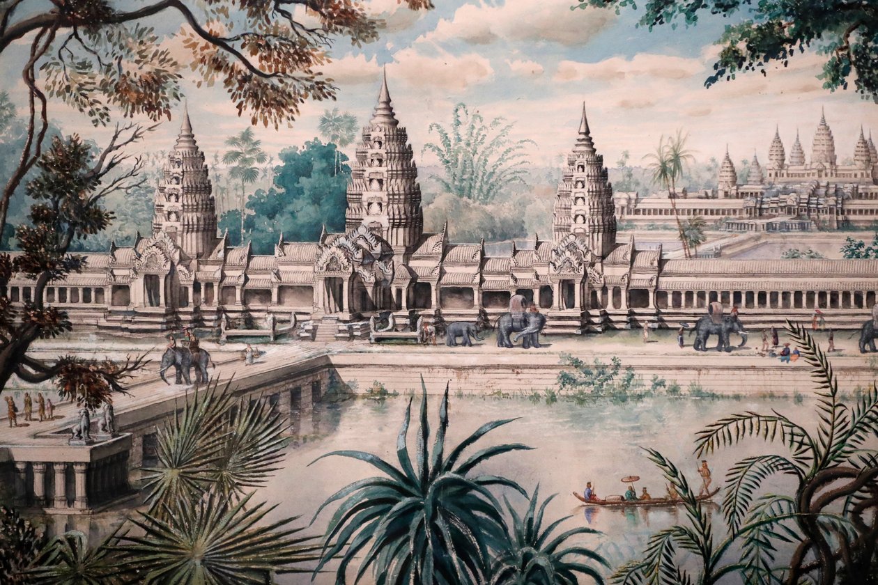 Museo delle Civiltà Asiatiche, Angkor, Esplorando la città sacra della Cambogia, Vista di Angkor Wat, Stampa basata su un disegno di Jacques Guiaud dopo uno schizzo di Henri Mouhot, Vista di Angkor Wat di Louis Delaporte intorno al 1870-73, Singapore, 2018 da Unbekannt