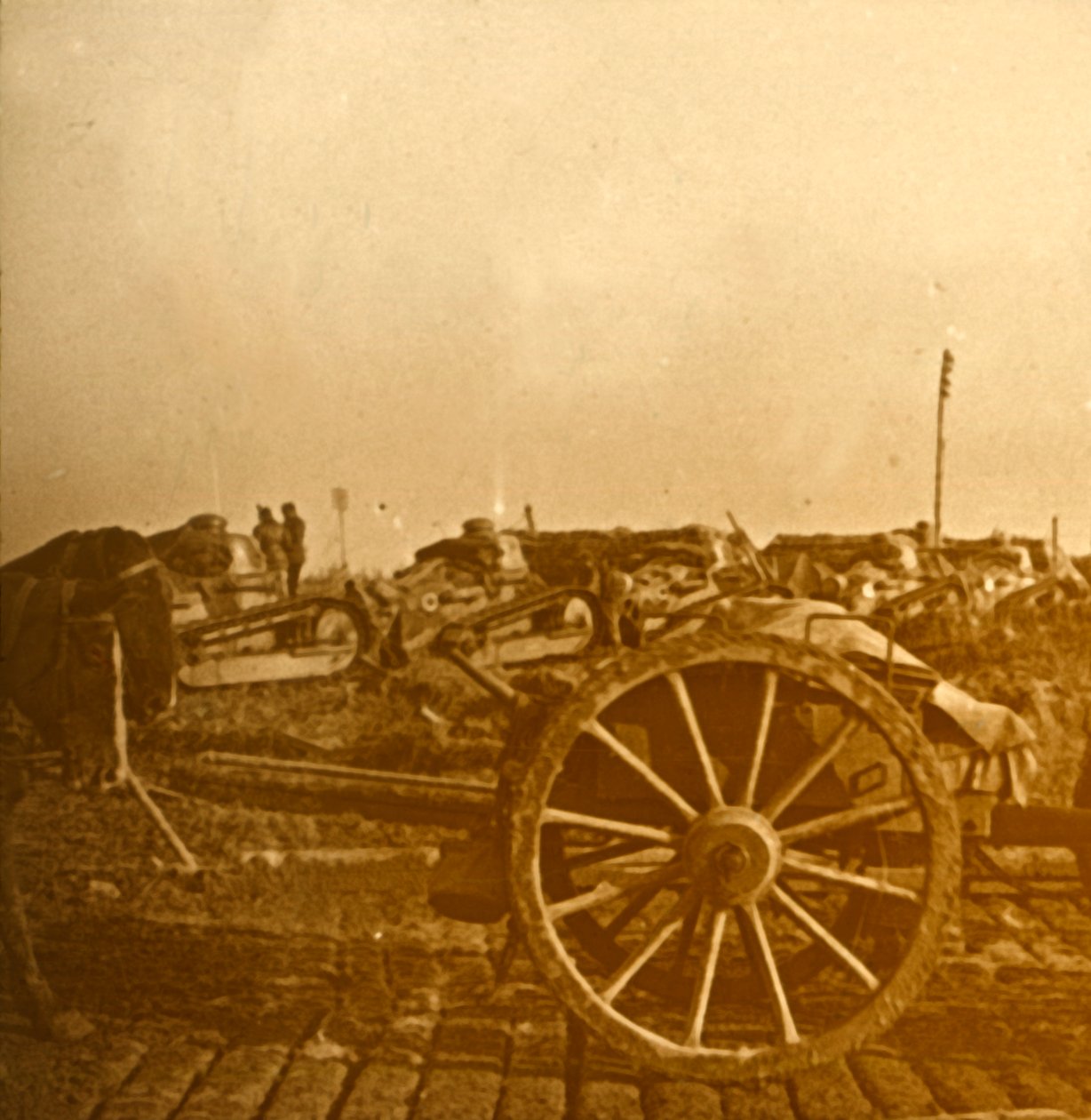 Assemblaggio di carri armati, c1914-c1918 da Unbekannt