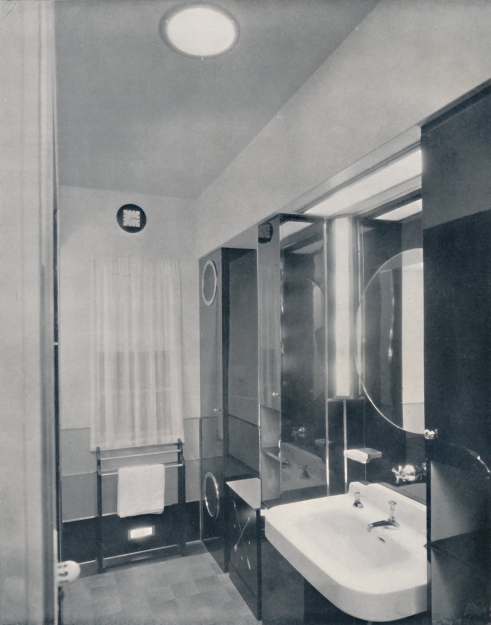 Bagno per un uomo, 1936 da Unbekannt
