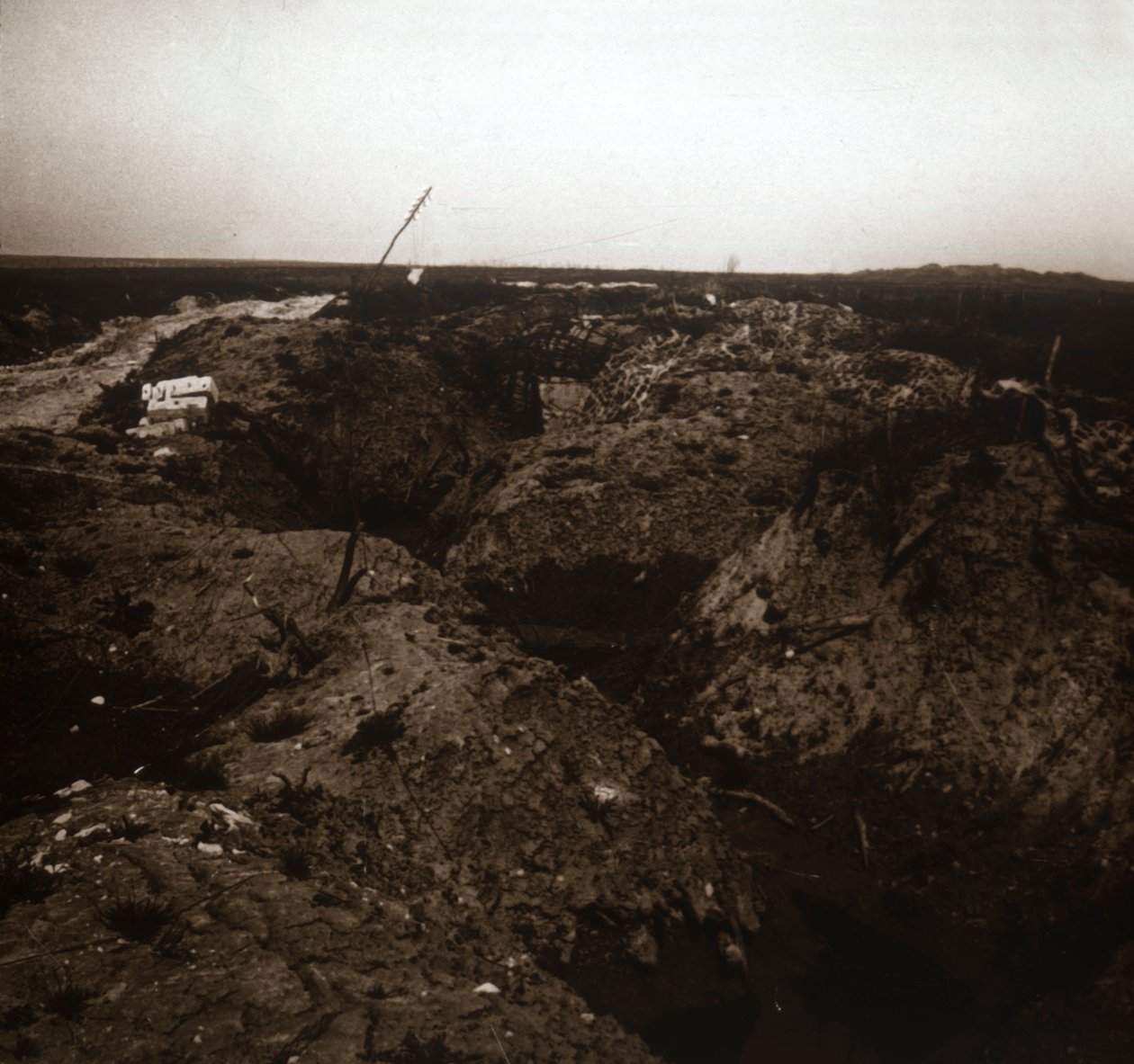 Campo di battaglia, Craonne, Francia settentrionale, c1914-c1918 da Unbekannt