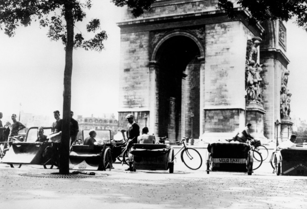 Taxi in bicicletta in Place d
