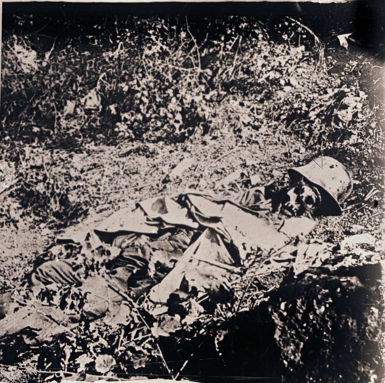 Corpo di un soldato tedesco morto, c1914-c1918 da Unbekannt