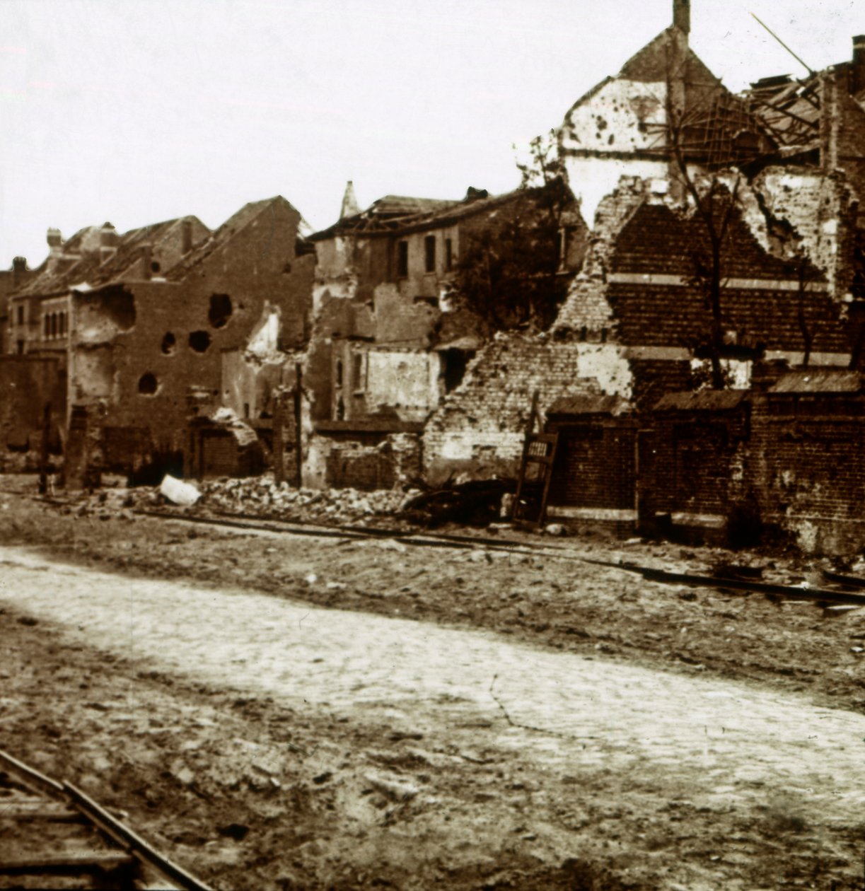 Edifici bombardati, Nieuwpoort, Fiandre, Belgio da Unbekannt