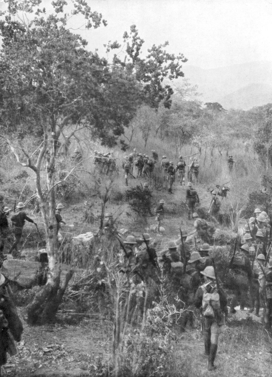 Truppe britanniche nella boscaglia ai confini dell