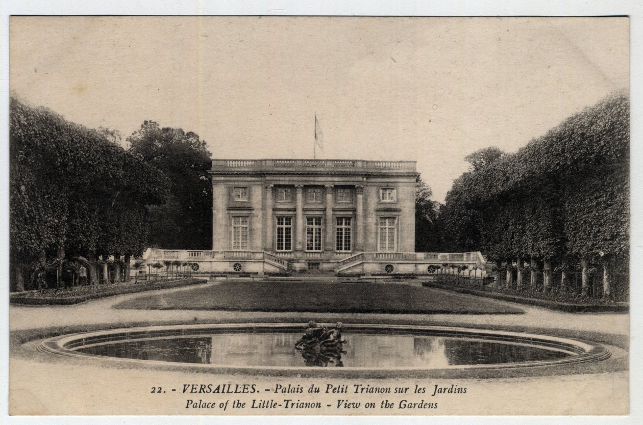 Castello di Versailles: vista esterna del Palazzo del Gran Trianon sui Giardini - Cartolina fine XIX-XX secolo da Unbekannt