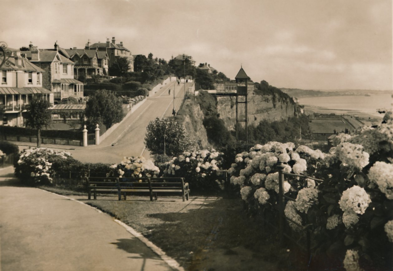 Strada della scogliera, Shanklin, c1920 da Unbekannt