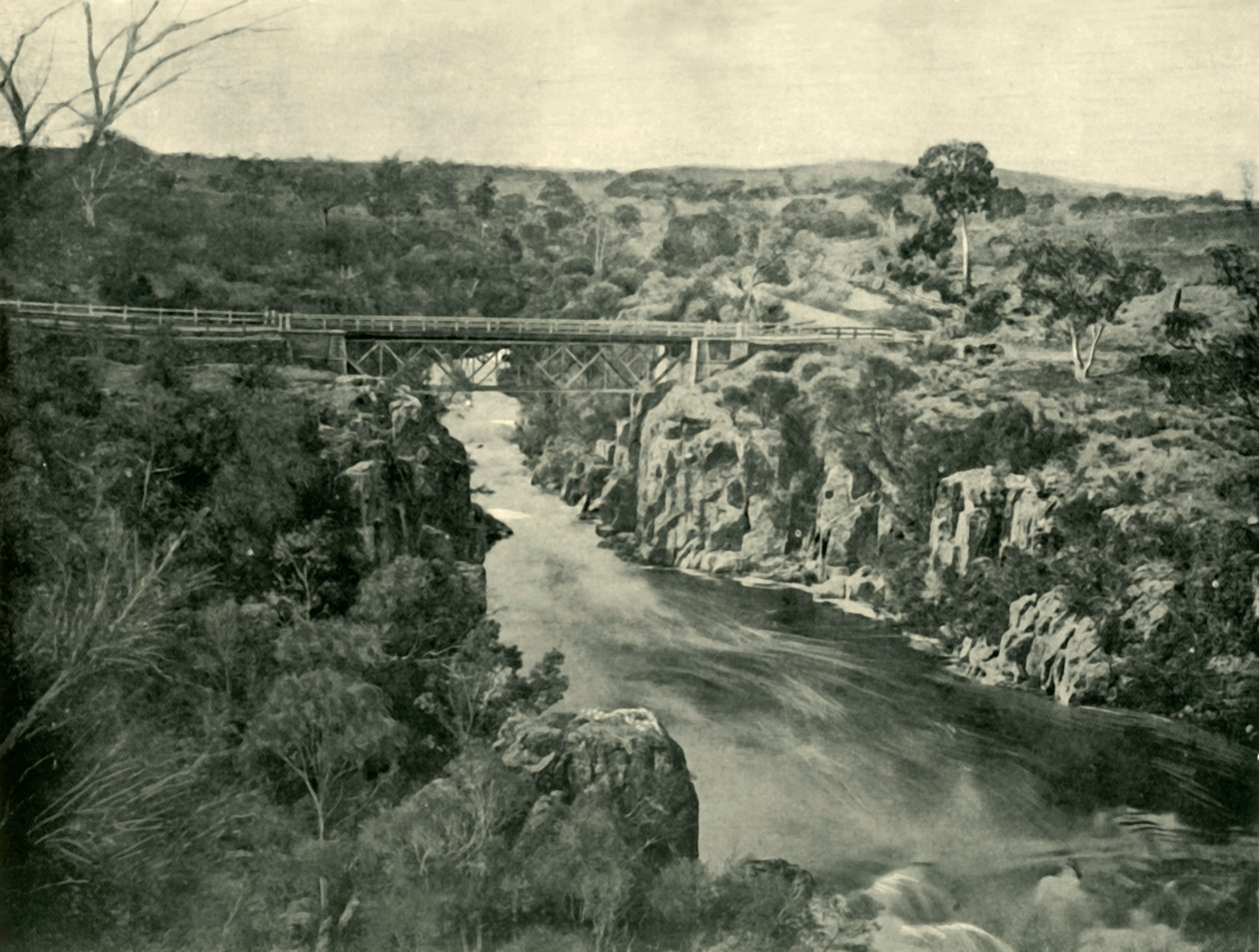 Corra Lynn, vicino a Launceston, 1901 da Unbekannt