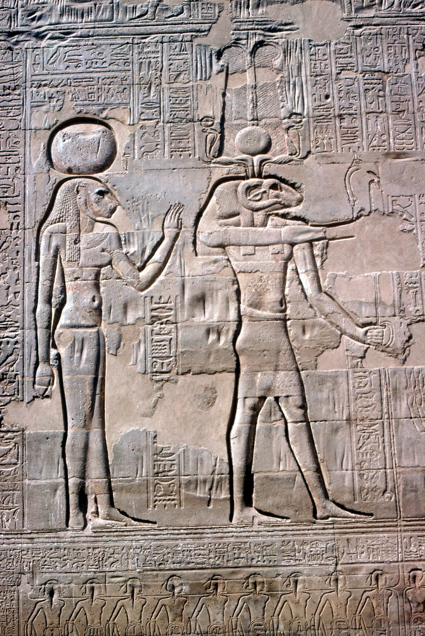(dettaglio) di un rilievo di Sekhmet e Knum, Tempio di Khnum, Periodi Tolemaico e Romano da Unbekannt