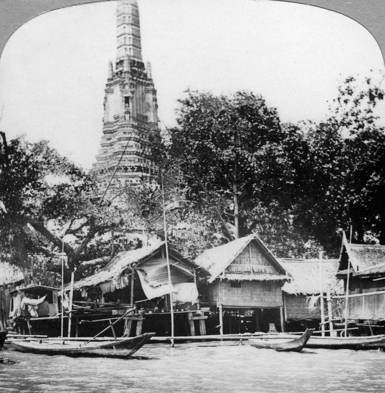 Dhow e case sul fiume Chao Phraya, Bangkok, Thailandia, anni 1900 da Unbekannt