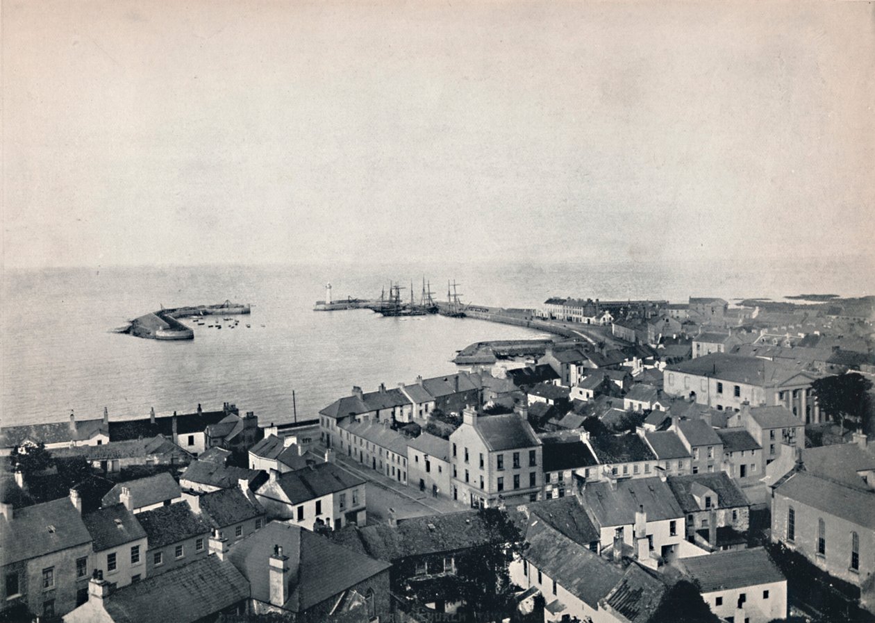 Donaghadee - Vista dalla torre della chiesa, mostrando il porto, 1895 da Unbekannt