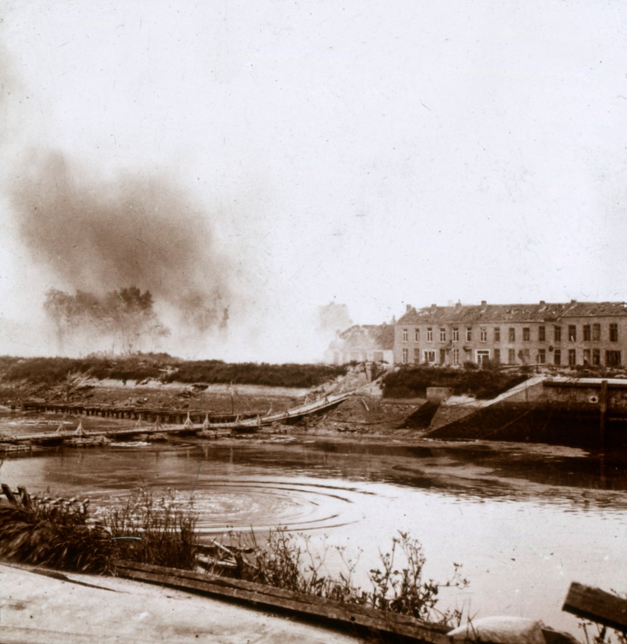 Esplosione, Nieuwpoort, Fiandre, Belgio, c1914-c1918 da Unbekannt