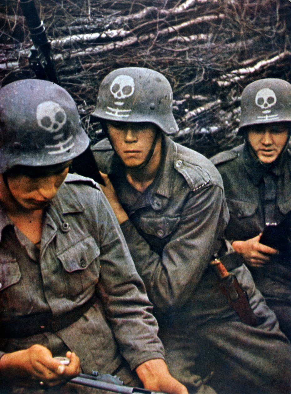 Soldati finlandesi di un reggimento di fanteria, 1943 da Unbekannt