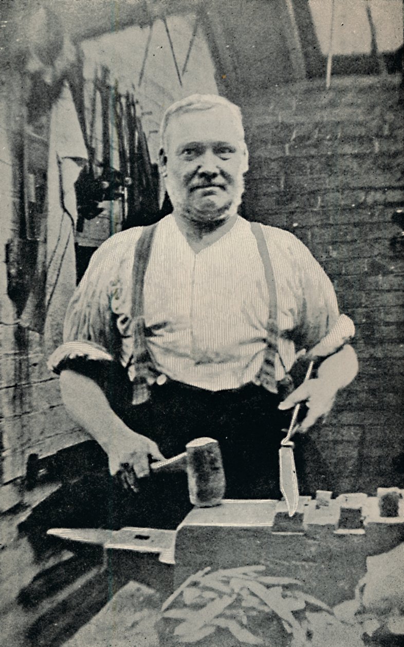 Forgiatura di una lama, c1917 da Unbekannt