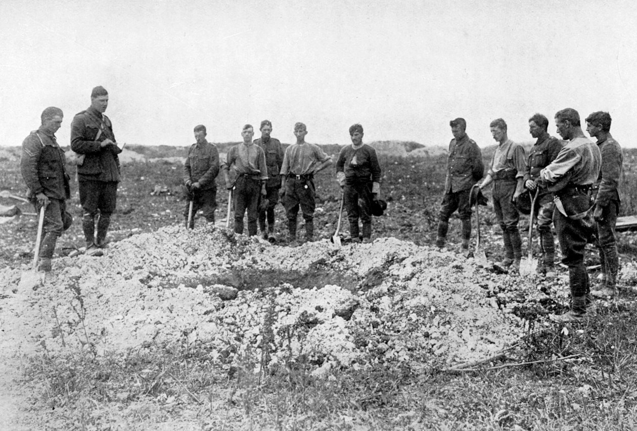 Funerale sul Fronte Occidentale, Prima Guerra Mondiale, 1916, c1920 da Unbekannt