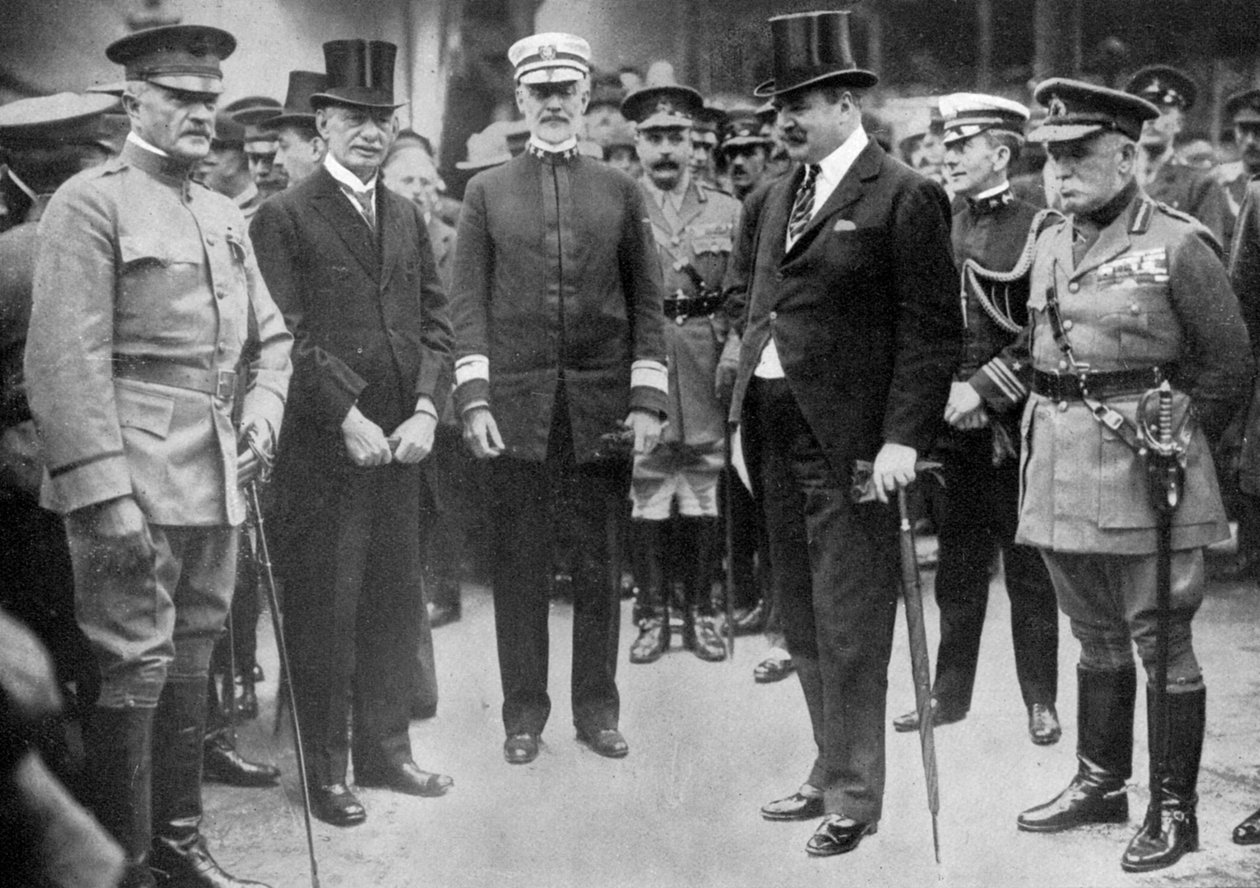 Il generale Pershing arriva a Liverpool, 8 giugno 1917, c1920 da Unbekannt
