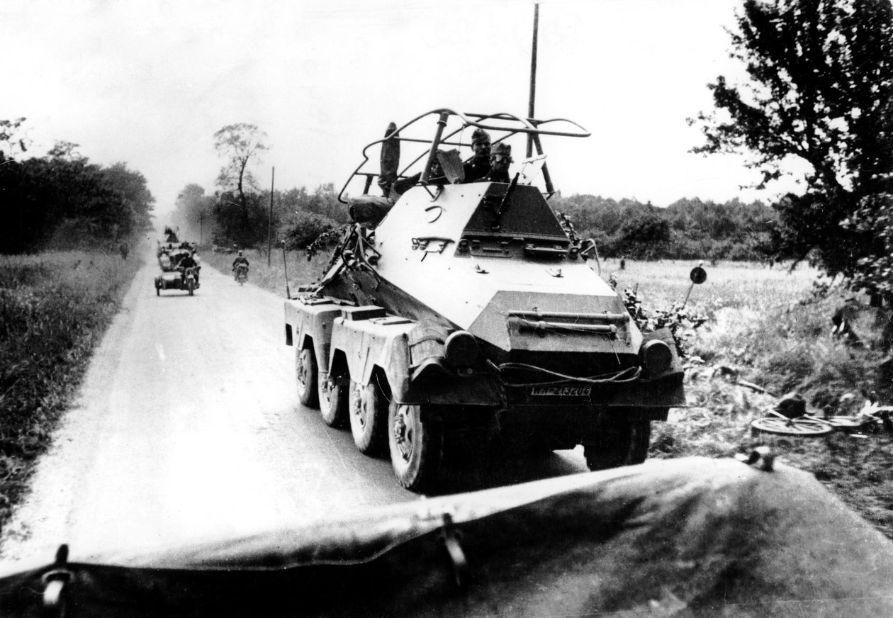 Auto blindata tedesca durante l