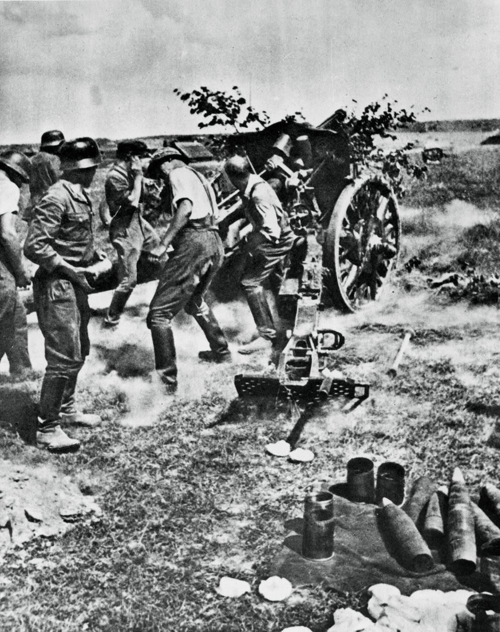 Artiglieria tedesca in azione sul fronte orientale, 1941 da Unbekannt