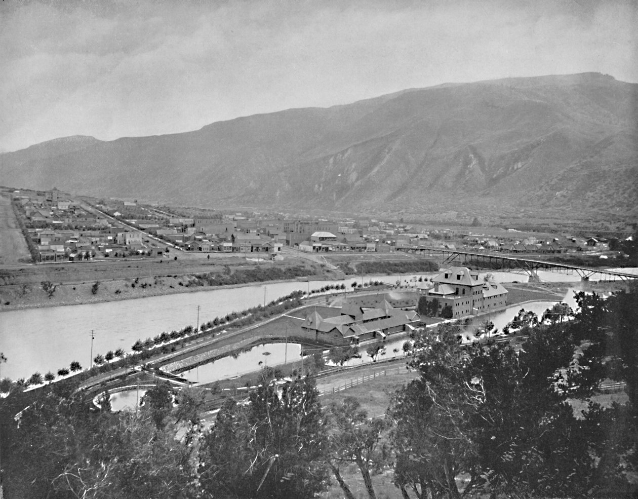 Glenwood Springs e Bath-House, Colorado, c1897 da Unbekannt