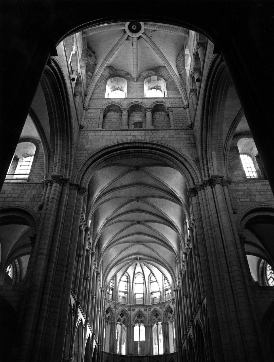 Arte gotica: le volte della navata e del coro. Chiesa di Santo Stefano, Caen (Calvados) da Unbekannt